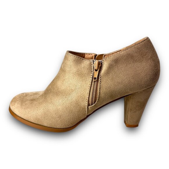 Chic Journee Womens Faux Suede Tan High Heel Ankle Booties Side Zipper EUC Sz8 - Picture 9 of 14